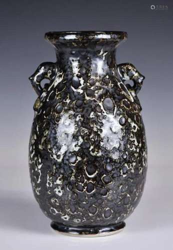 A Black-Glazed Handled Vase Qing