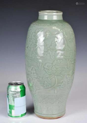 A Large Longquan Floral Vase Ming