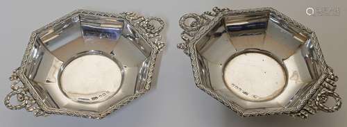 A pair of Edwardian octagonal dishes, Birmingham, probably 1...