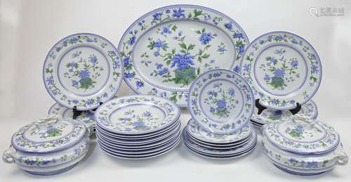 A quantity of Royal Worcester Indian Tree pattern blue and g...