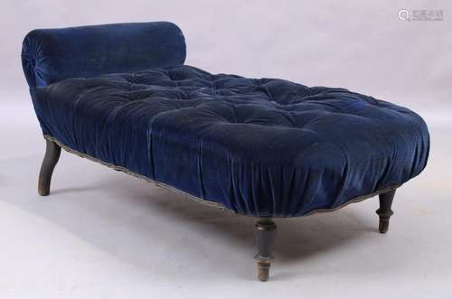 A late Victorian window chaise lounge, last quarter 19th cen...