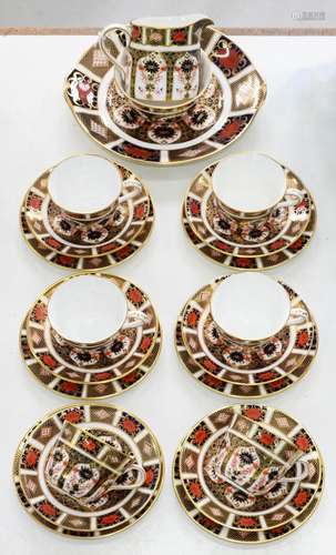 A Royal Crown Derby Imari pattern tea service, late 20th c, ...