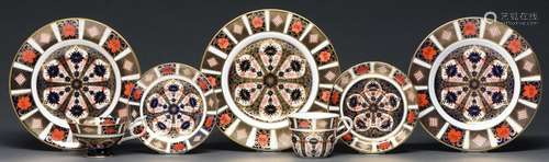 Two Royal Crown Derby Imari pattern teacups and saucers and ...