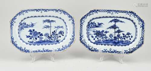 2x Chinese meat dish, 28 x 19 cm.