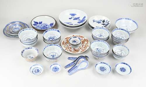 Lot of Chinese/Japanese porcelain