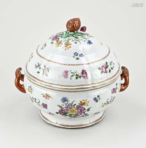 Chinese tureen Ø 24 cm.