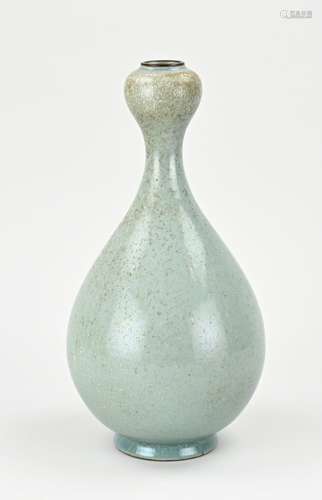 Chinese knob vase, H 29.2 cm.