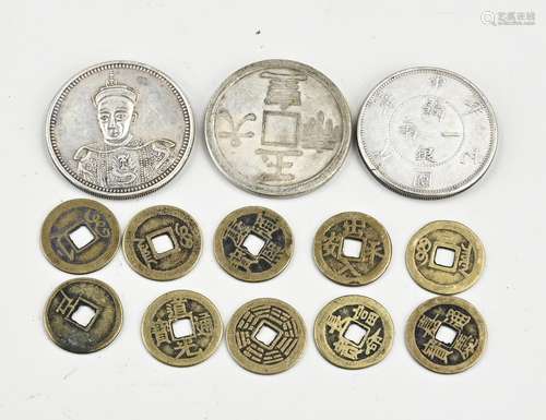 Chinese coins (11x)