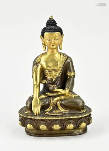 Chinese bronze Buddha, H 22 cm.