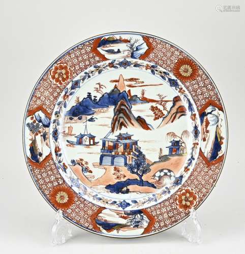 Chinese Imari dish Ø 31.5 cm.