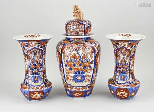 3-piece Japanese Imari cabinet set