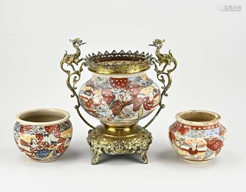 3x Antique Japanese Satsuma porcelain