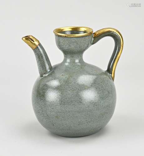 Chinese jug