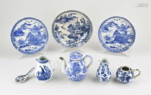 Lot porcelain (8x)