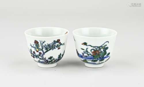 Two Chinese cups Ø 6.6 cm.