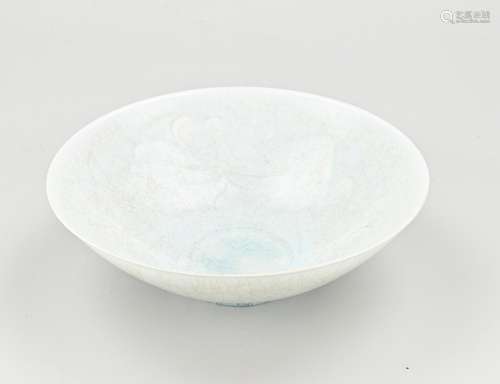 Chinese eggshell porcelain bowl Ø 20.7 cm.