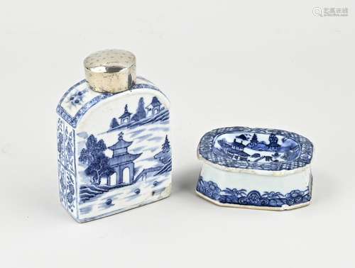 Two parts of Chinese porcelain