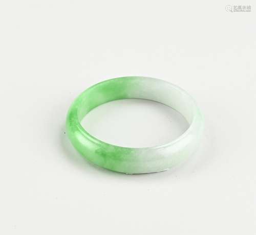 Chinese jade bracelet Ø 5.8 cm.