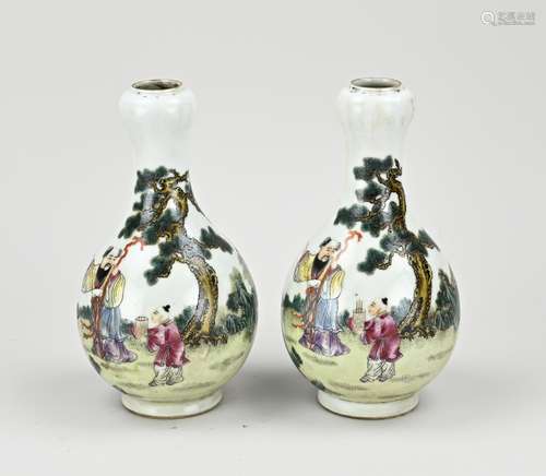 2x Chinese knob vase, H 17.5 cm.