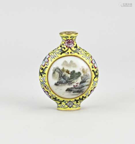 Chinese snuff bottle, H 7.5 cm.