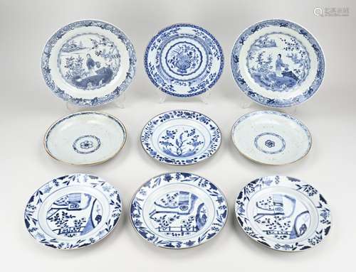 9x Chinese plates Ø 23 - 26 cm.