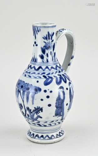 18th Century Japanese jug, H 22.5 cm.