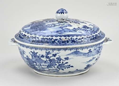 18th century Chinese tureen with lid