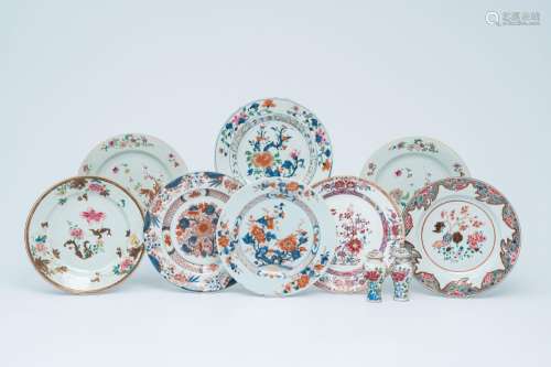 Eight Chinese famille rose and Imari-style plates and a pair...