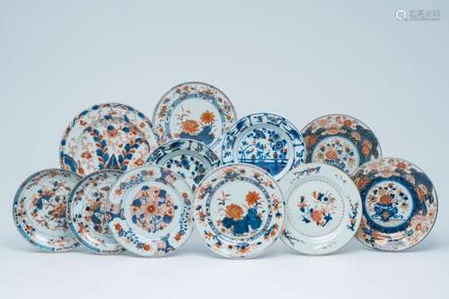 Ten Chinese Imari-style plates and a dish, Kangxi/Qianlong<b...