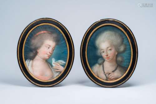 French school: A pair of ladies' portraits, pastel on paper,...