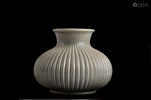 GIOVANNI GARIBOLDI. Ceramic vase