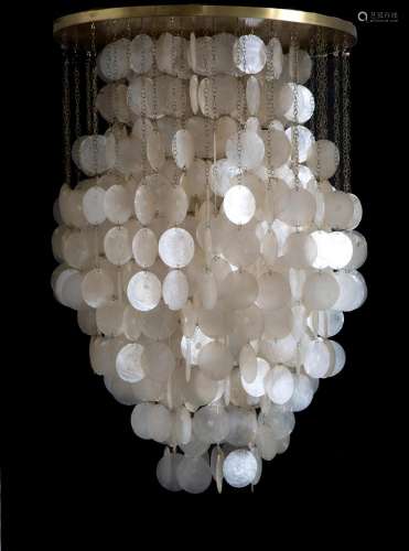VERNER PANTON. Mother of pearl chandelier