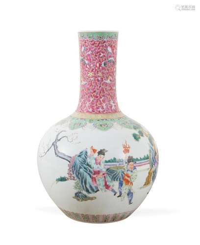 LARGE CHINESE FAMILLE ROSE BOTTLE VASE