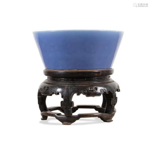 ASIAN INSPIRED BLUE JARDINIERE ON STAND