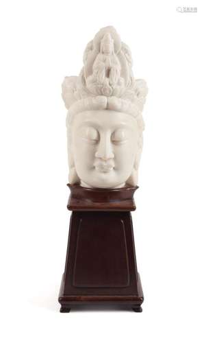 CHINESE MARBLE BUST OF QUAN YIN W/STAND