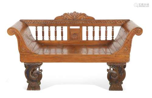 SOUTHEAST ASIAN CARVED WOOD FLORAL SETTEE / BENCH