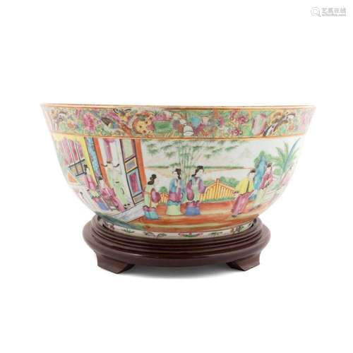 CHINESE ROSE MEDALLION PUNCH BOWL ON STAND, 16"