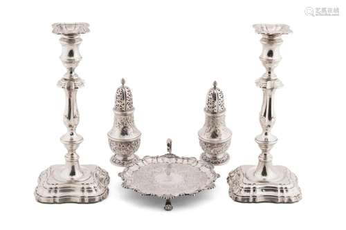 FIVE ENGLISH STERLING SILVER TABLE ARTICLES