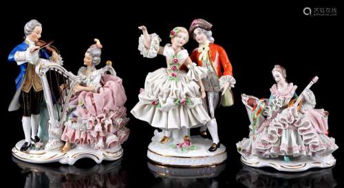 2 Dresden porcelain statues
