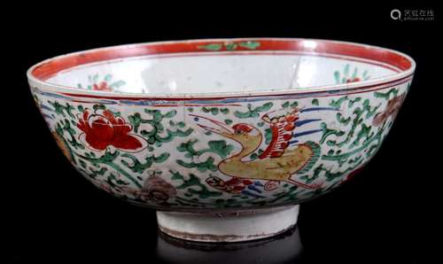 Porcelain polychrome Swatow bowl