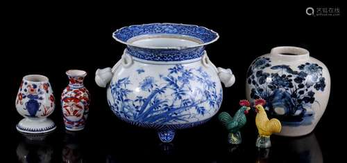 Various Chinese porcelain