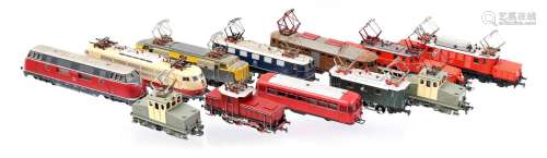 12 various Märklin locomotives