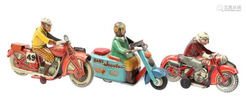 3 pieces of wind-up tin toys