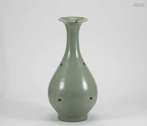 Song Dynasty Yingqing Glaze Rust-Spotted  Yuhuchun Vase