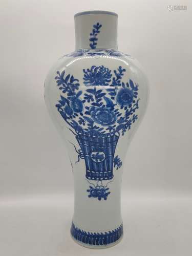 A Blue & White 'Floral ' Vase