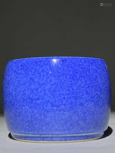 A  Blue Glazed Ginger Jar W/Cover