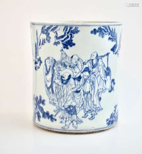 A Chinese blue and white 'Immortals' brush pot, H 22,3 - dia...