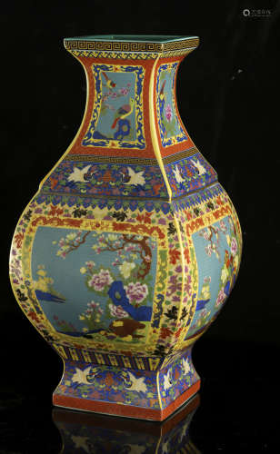 A fine Chinese famille rose 'Cloisonné immitation' porcelain...