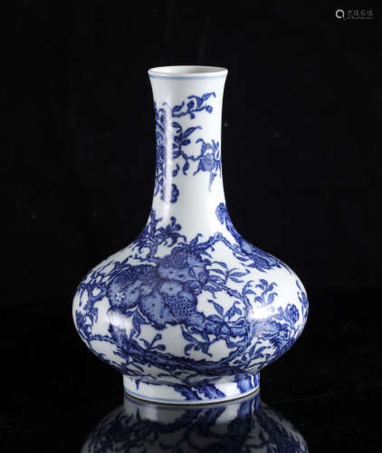 A Chinese blue and white 'Pommegranate' bottle vase, Qianlon...