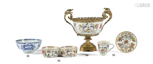 CHINE - Époque Qianlong (1736-1795)
Bol en porcelaine é
